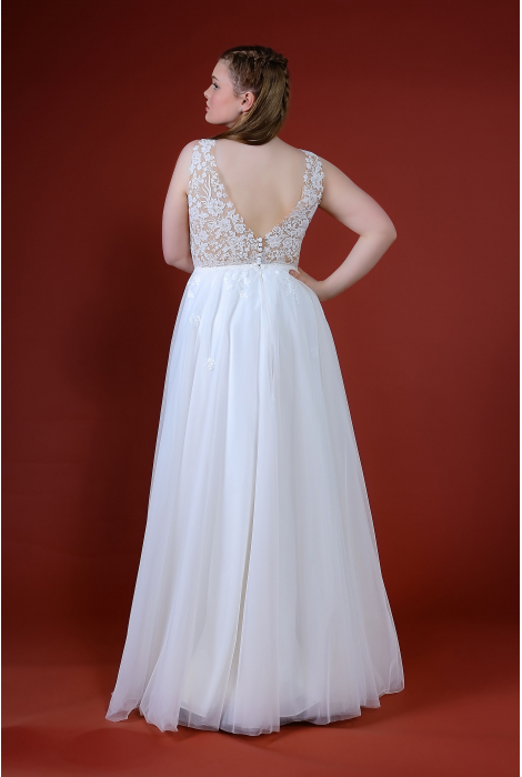 Hochzeitskleid für braut von Schantal, Kollektion Queen XXL, Modell 14146. Foto 5