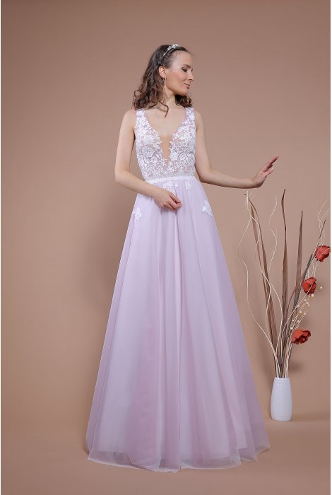 Hochzeitskleid für braut von Schantal, Kollektion Traum, Modell 14146. Foto 1