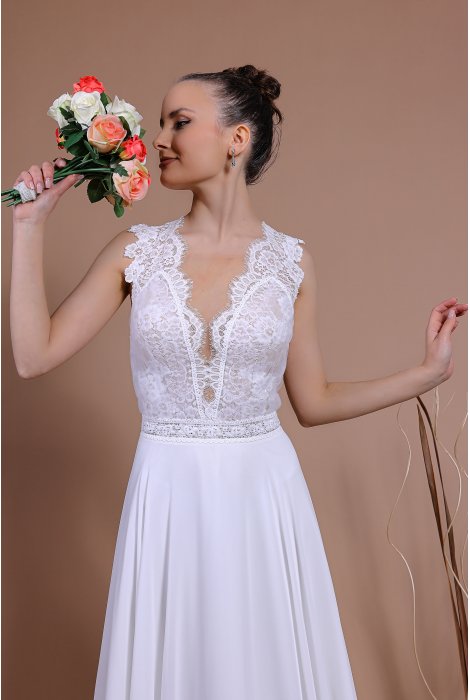 Hochzeitskleid für braut von Schantal, Kollektion Traum, Modell 14151. Foto 5