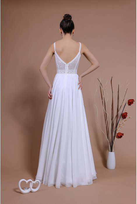 Hochzeitskleid für braut von Schantal, Kollektion Traum, Modell 14154. Foto 6