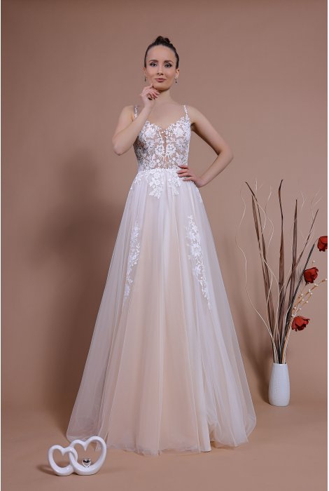 Hochzeitskleid für braut von Schantal, Kollektion Traum, Modell 14156. Foto 3
