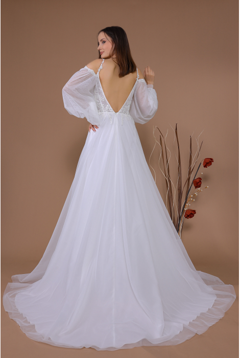 Hochzeitskleid für braut von Schantal, Kollektion Traum, Modell 14158. Foto 7