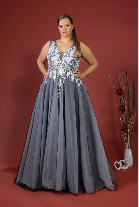 Hochzeitskleid für braut von Schantal, Kollektion Queen XXL, Modell 14161-2. Foto 1