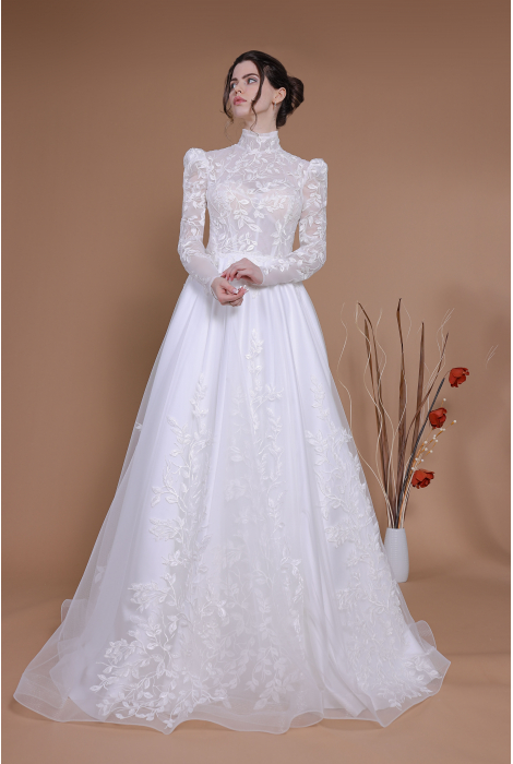 Hochzeitskleid für braut von Schantal, Kollektion Traum, Modell 14165. Foto 4