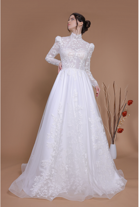 Hochzeitskleid für braut von Schantal, Kollektion Traum, Modell 14165. Foto 1
