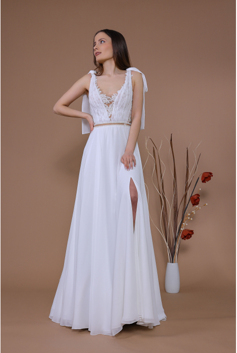 Hochzeitskleid für braut von Schantal, Kollektion Traum, Modell 14171. Foto 3