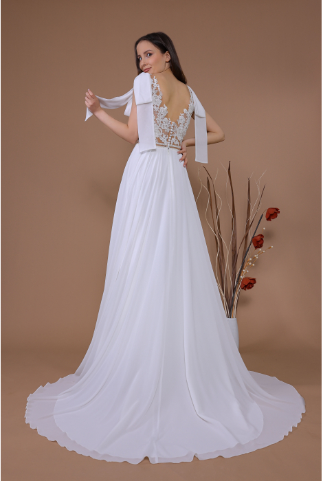 Hochzeitskleid für braut von Schantal, Kollektion Traum, Modell 14171. Foto 6