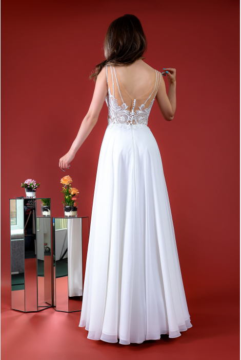 Hochzeitskleid für braut von Schantal, Kollektion Kiara, Modell 14179. Foto 5