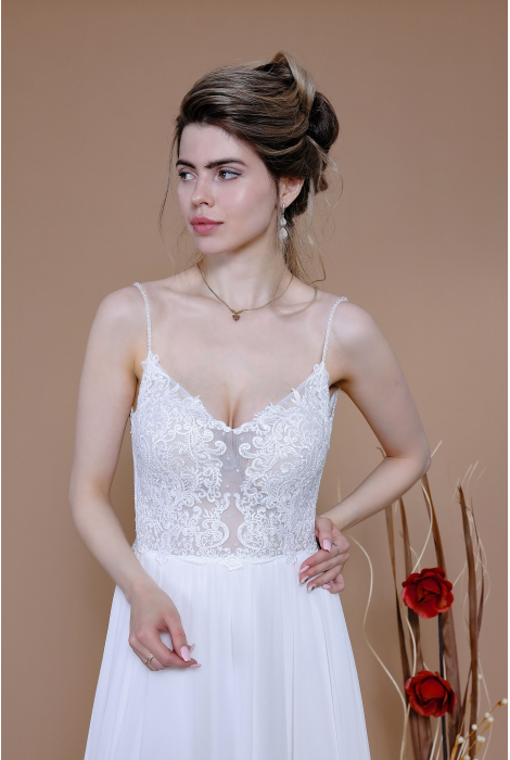 Hochzeitskleid für braut von Schantal, Kollektion Traum, Modell 14189. Foto 4