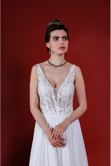 Hochzeitskleid für braut von Schantal, Kollektion Kiara, Modell 14191. Foto 2