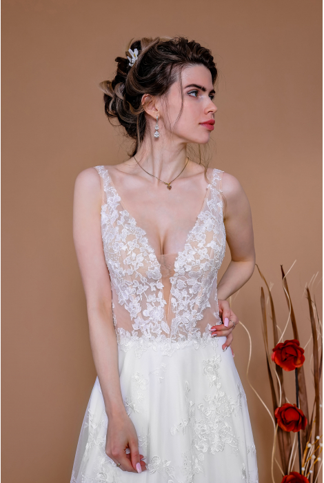 Hochzeitskleid für braut von Schantal, Kollektion Traum, Modell 14206. Foto 2