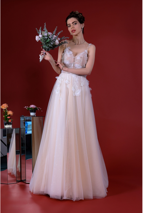 Hochzeitskleid für braut von Schantal, Kollektion Kiara, Modell 14212. Foto 1