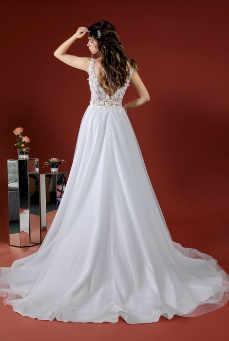 Hochzeitskleid für braut von Schantal, Kollektion Kiara, Modell 14217. Foto 5