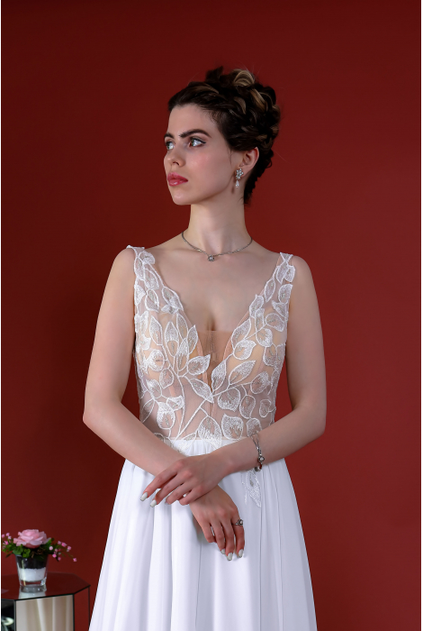 Hochzeitskleid für braut von Schantal, Kollektion Kiara, Modell 14220. Foto 2
