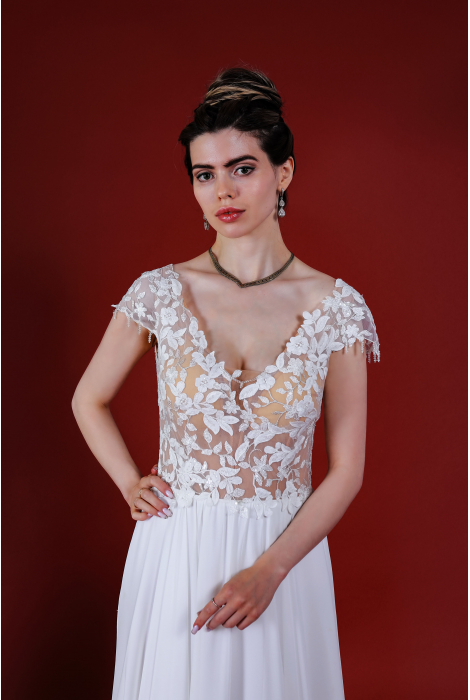 Hochzeitskleid für braut von Schantal, Kollektion Kiara, Modell 14225. Foto 3