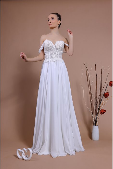 Hochzeitskleid für braut von Schantal, Kollektion Traum, Modell 17961. Foto 3
