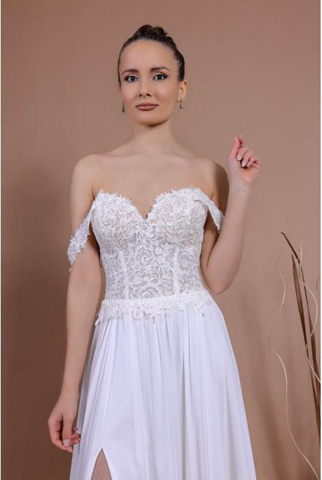 Hochzeitskleid für braut von Schantal, Kollektion Traum, Modell 17961. Foto 6