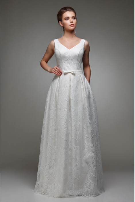 Hochzeitskleid für braut von Schantal, Kollektion Sale, Modell 1830. Foto 1