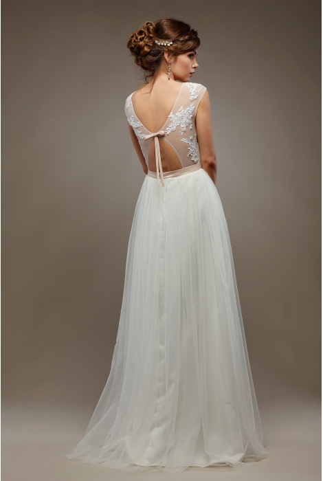 Hochzeitskleid für braut von Schantal, Kollektion Elegia, Modell 2062. Foto 2