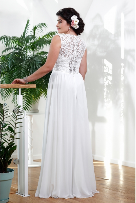 Hochzeitskleid für braut von Schantal, Kollektion Queen XXL, Modell 2102 - XXL. Foto 2