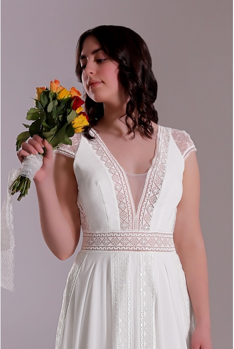 Hochzeitskleid für braut von Schantal, Kollektion Butterfly, Modell 2207. Foto 2