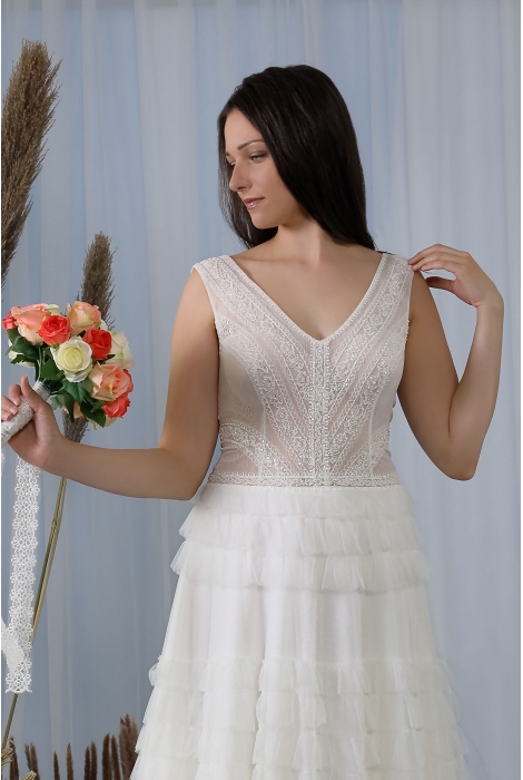 Hochzeitskleid für braut von Schantal, Kollektion Sale, Modell 2236. Foto 2