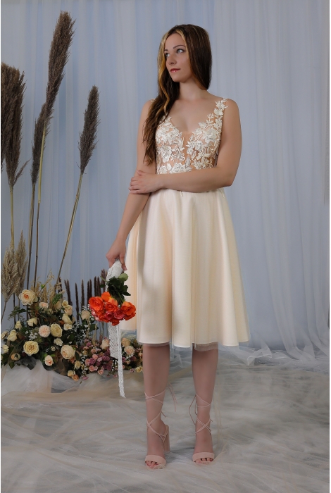 Hochzeitskleid für braut von Schantal, Kollektion Kurze Kleider, Modell 2239. Foto 1