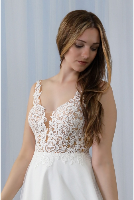 Hochzeitskleid für braut von Schantal, Kollektion Kurze Kleider, Modell 2240. Foto 2