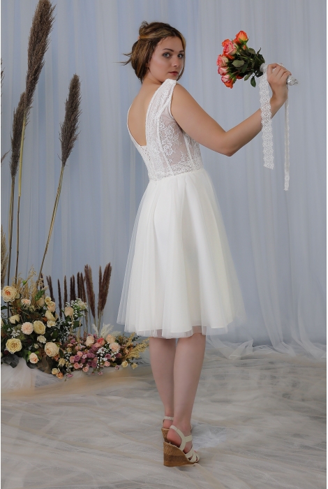 Hochzeitskleid für braut von Schantal, Kollektion Kurze Kleider, Modell 2242. Foto 1