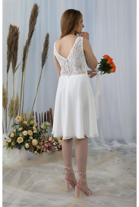 Hochzeitskleid für braut von Schantal, Kollektion Kurze Kleider, Modell 2244. Foto 1