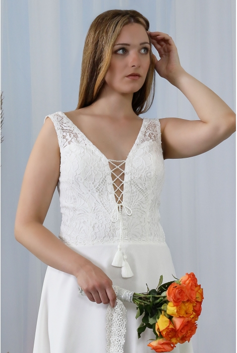 Hochzeitskleid für braut von Schantal, Kollektion Kurze Kleider, Modell 2244. Foto 2
