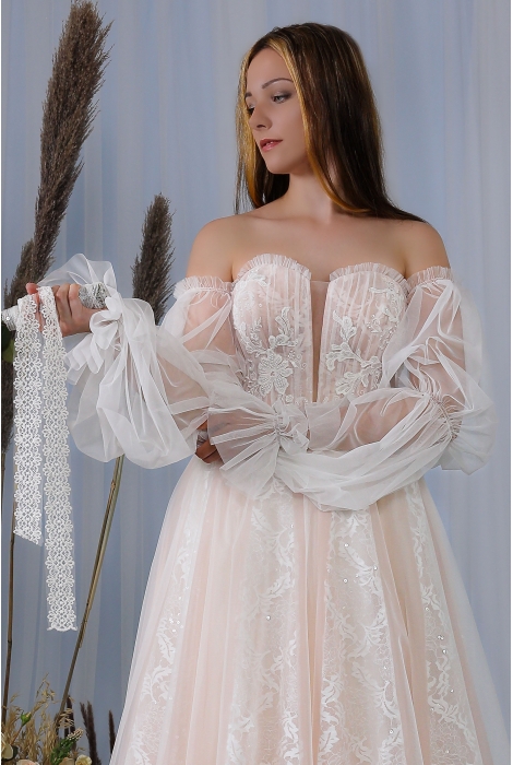 Hochzeitskleid für braut von Schantal, Kollektion Butterfly, Modell 2252 - 2. Foto 2