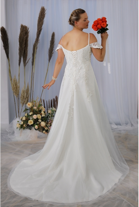 Hochzeitskleid für braut von Schantal, Kollektion Queen XXL, Modell 2282 XXL. Foto 4