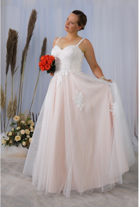 Hochzeitskleid für braut von Schantal, Kollektion Queen XXL, Modell 2286 XXL. Foto 1