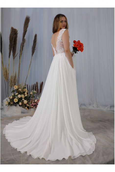Hochzeitskleid für braut von Schantal, Kollektion Butterfly, Modell 2290. Foto 5