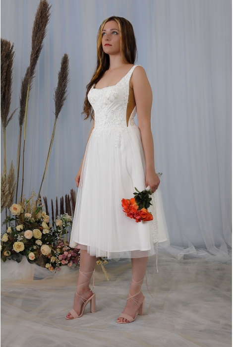 Hochzeitskleid für braut von Schantal, Kollektion Kurze Kleider, Modell 2303. Foto 1