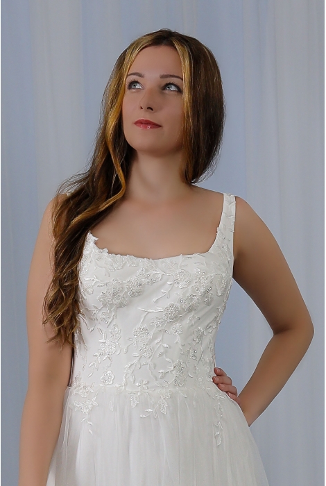 Hochzeitskleid für braut von Schantal, Kollektion Kurze Kleider, Modell 2303. Foto 2