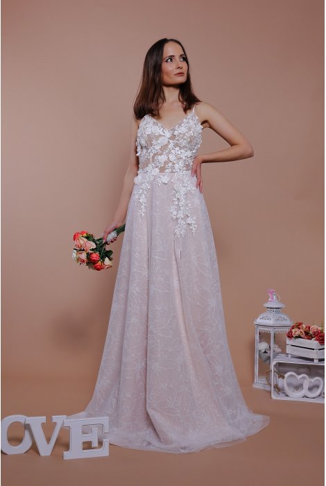 Hochzeitskleid für braut von Schantal, Kollektion Traum, Modell 2323. Foto 1