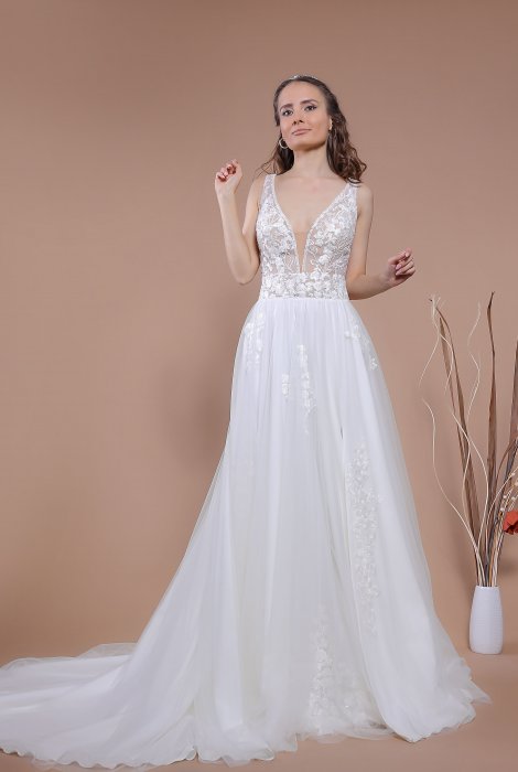 Hochzeitskleid für braut von Schantal, Kollektion Traum, Modell 2325-2. Foto 1