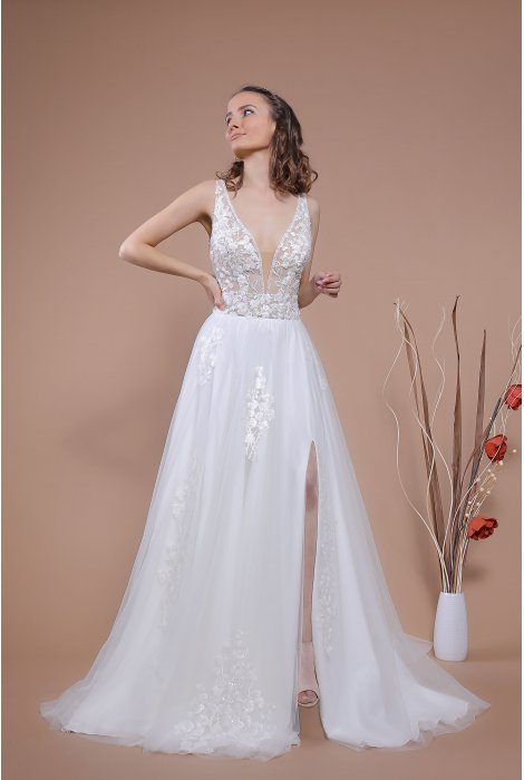 Hochzeitskleid für braut von Schantal, Kollektion Traum, Modell 2325-2. Foto 3