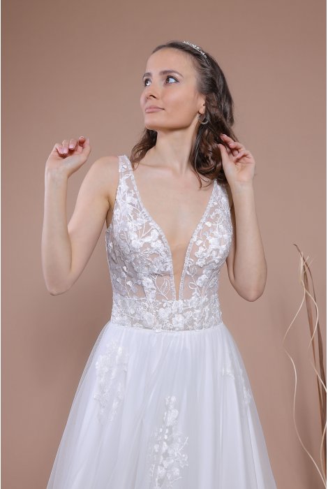 Hochzeitskleid für braut von Schantal, Kollektion Traum, Modell 2325-2. Foto 5