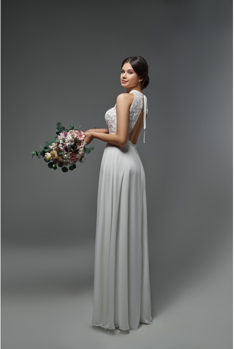 Hochzeitskleid für braut von Schantal, Kollektion Pilar, Modell 28009. Foto 2