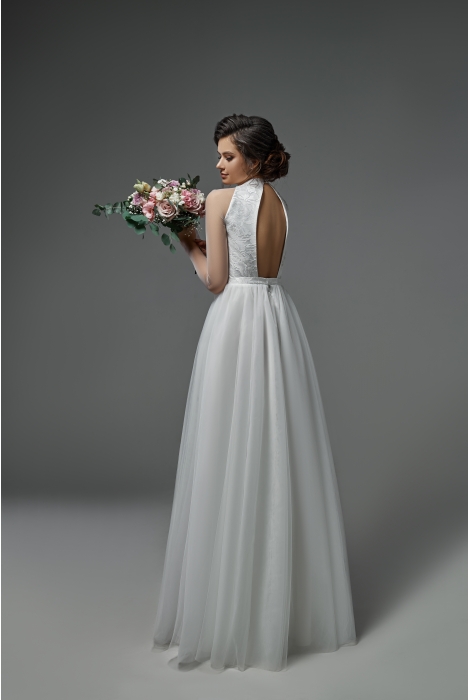 Hochzeitskleid für braut von Schantal, Kollektion Pilar, Modell 28011. Foto 2