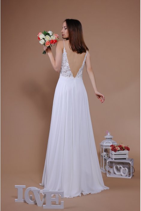 Hochzeitskleid für braut von Schantal, Kollektion Traum, Modell 28014-3. Foto 8