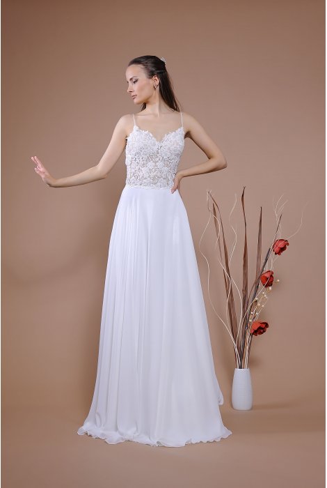 Hochzeitskleid für braut von Schantal, Kollektion Traum, Modell 28014-3. Foto 2