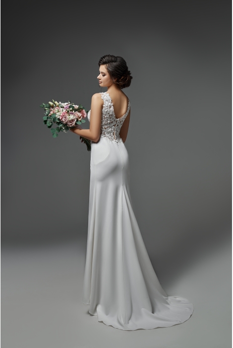 Hochzeitskleid für braut von Schantal, Kollektion Pilar, Modell 28015. Foto 1