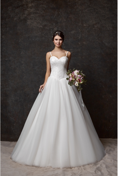 Hochzeitskleid für braut von Schantal, Kollektion Pilar, Modell 28070. Foto 1