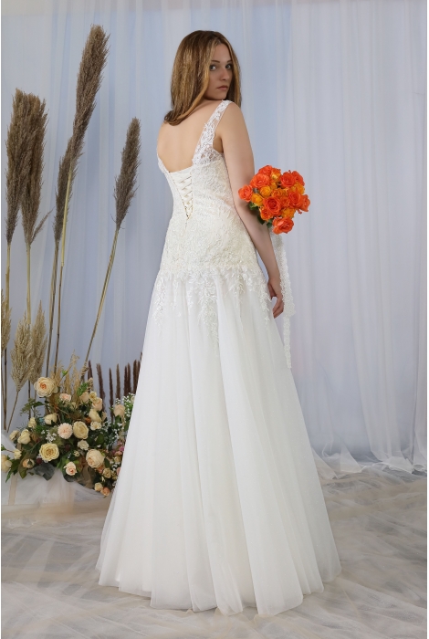 Hochzeitskleid für braut von Schantal, Kollektion Butterfly, Modell 28405. Foto 4