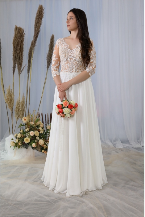 Hochzeitskleid für braut von Schantal, Kollektion Sale, Modell 28406. Foto 2