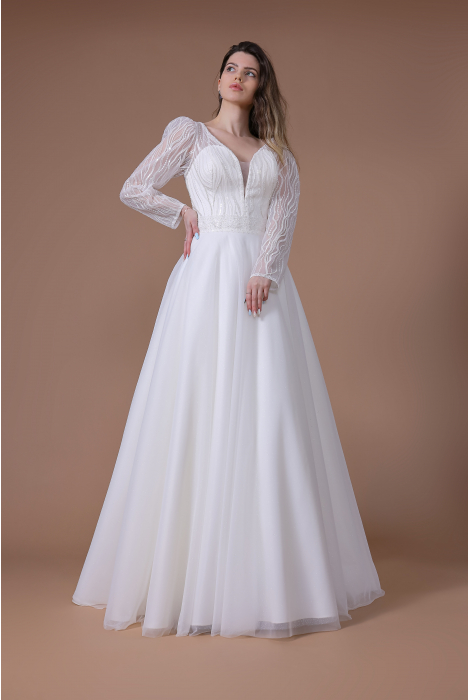 Hochzeitskleid für braut von Schantal, Kollektion Traum, Modell 28410. Foto 1
